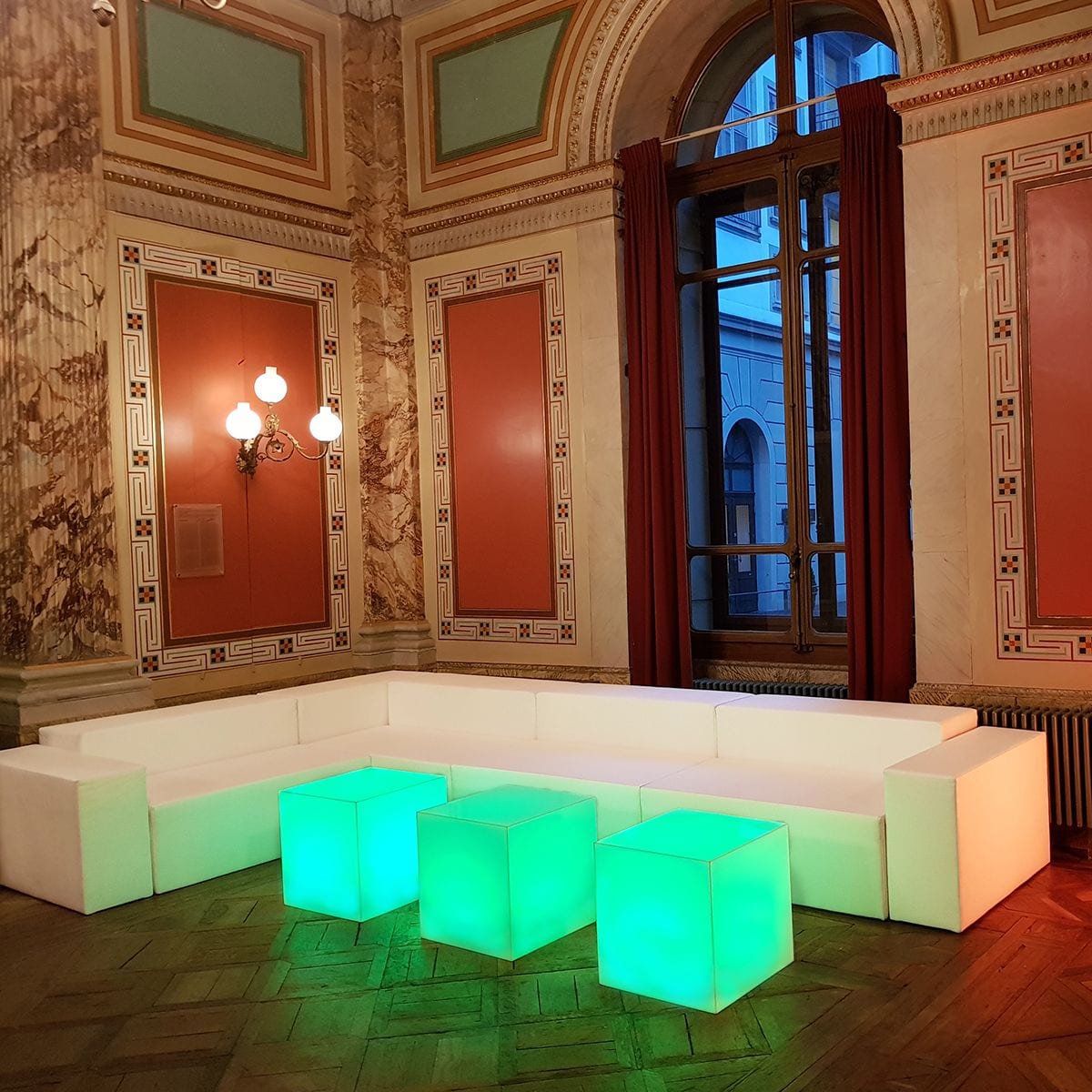 Loungetische für Events und Messen